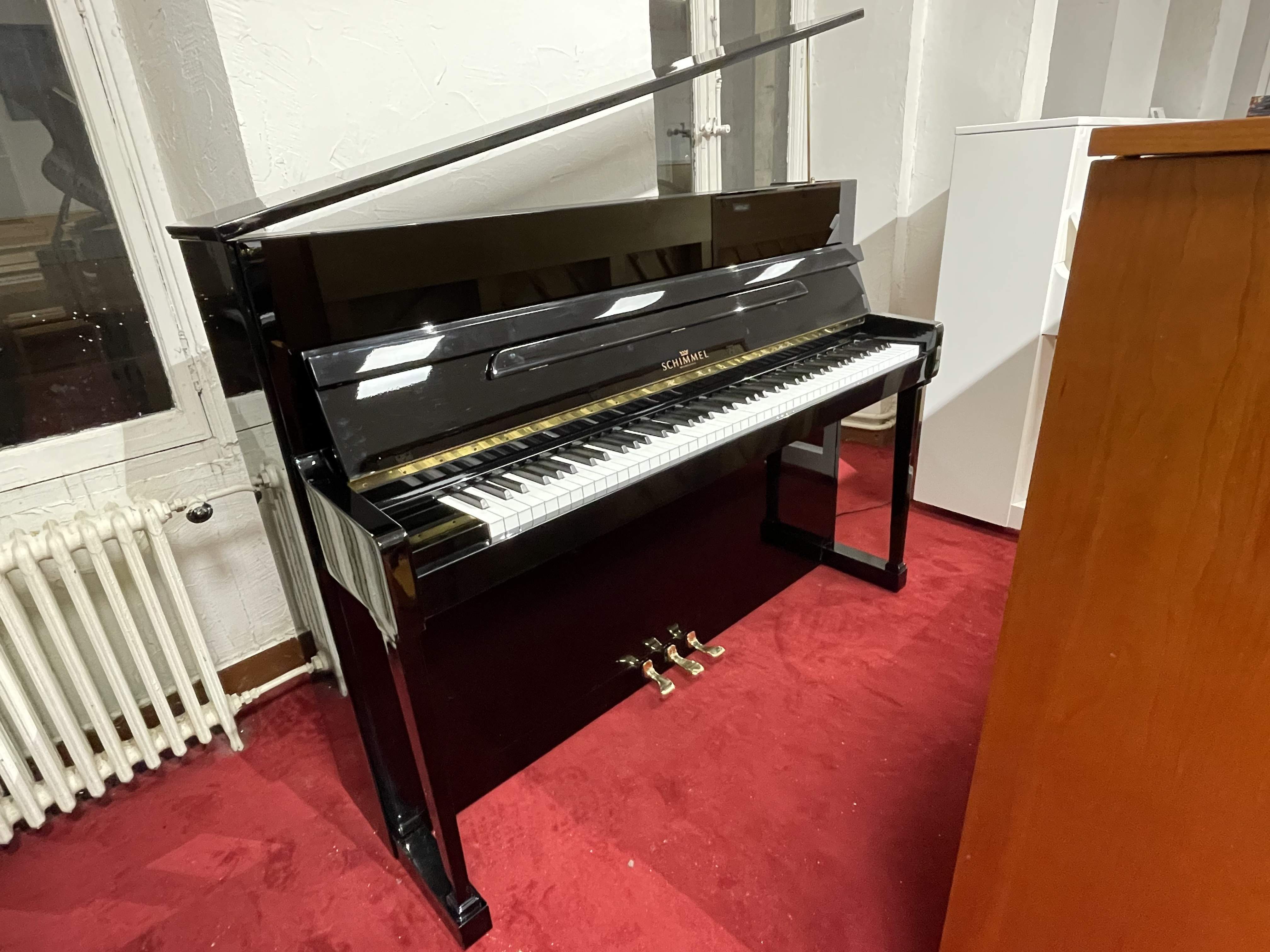 Piano d'occasion Schimmel 112