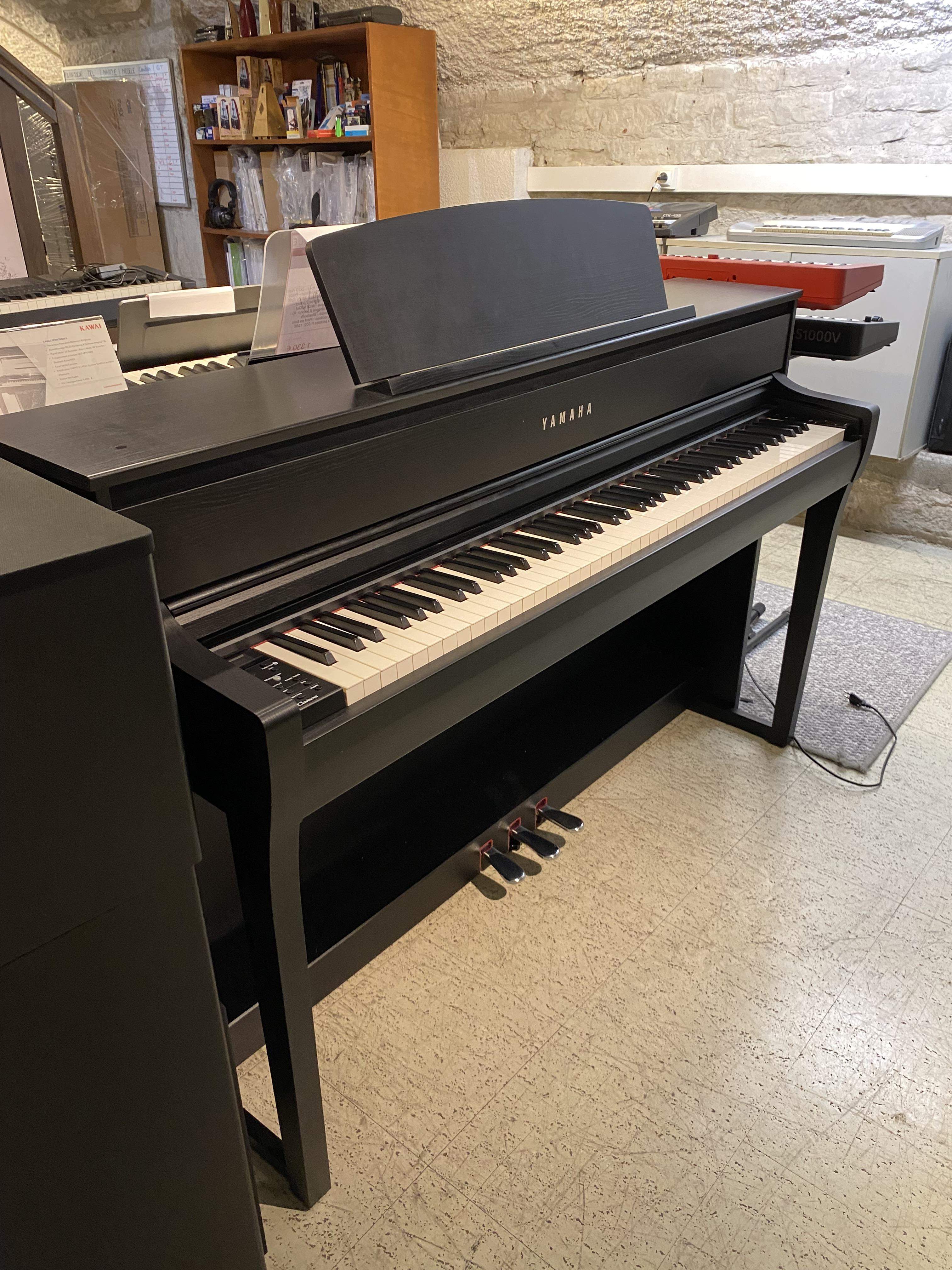 Piano d occasion Yamaha Clavinova CLP 675 Bietry Musique