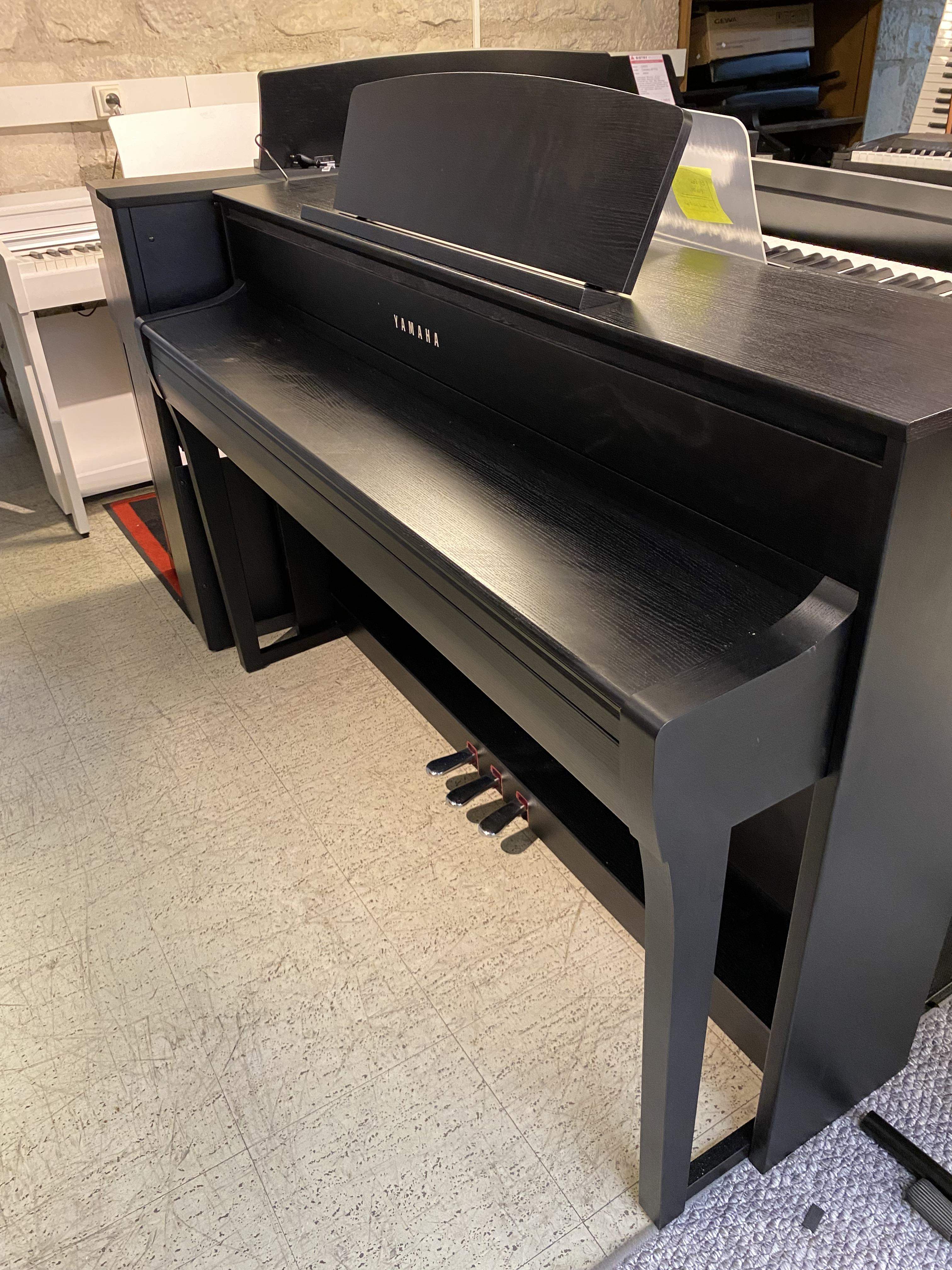 Yamaha clavinova 675 hotsell