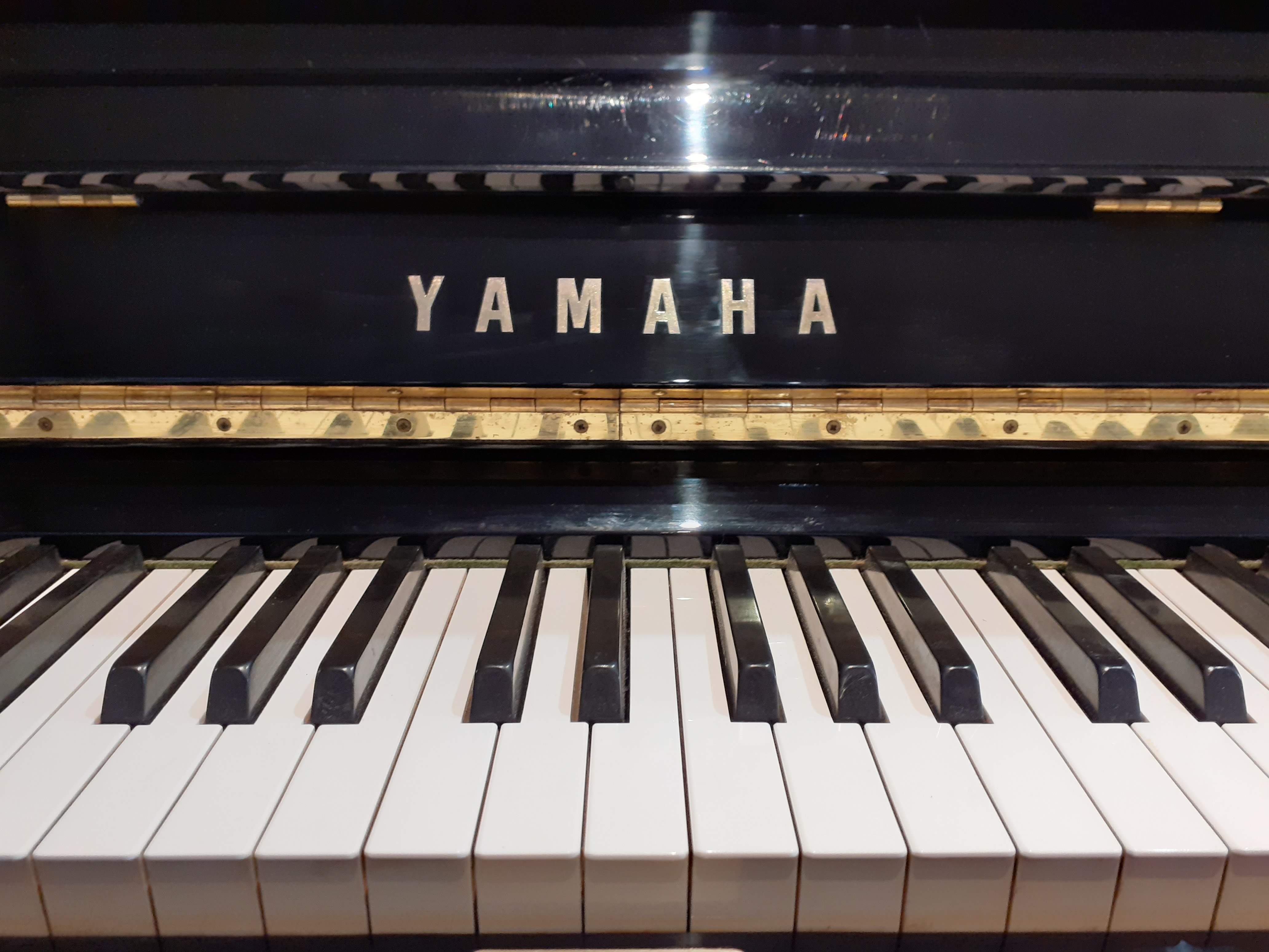 Piano d'occasion Yamaha U3 | Bietry Musique
